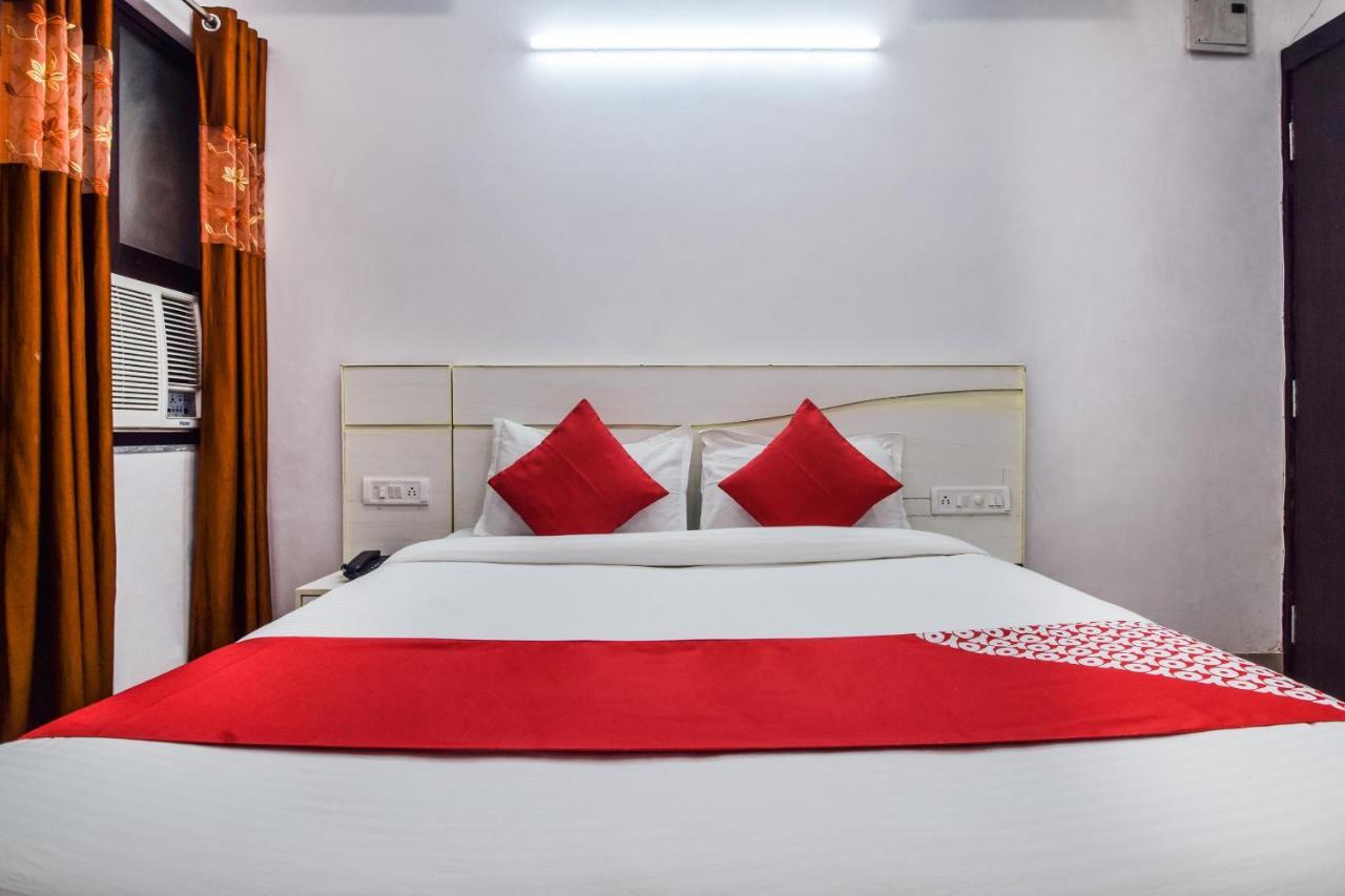 Oyo 23296 Hotel Quality Time Удайпур Экстерьер фото